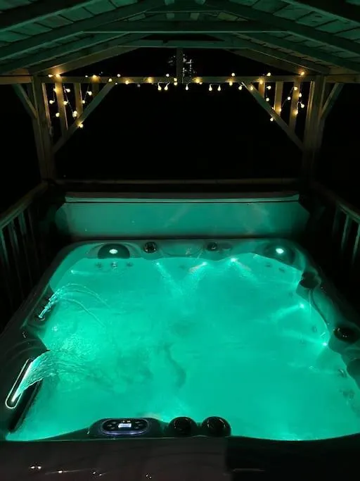 Villa Hot Tub Cottage - Cross Lane Leeds  Reino Unido